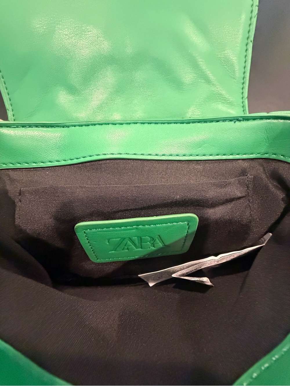 Zara Green Quilted Shoulder Bag with Gold Chain Strap - Picture 3 of 3